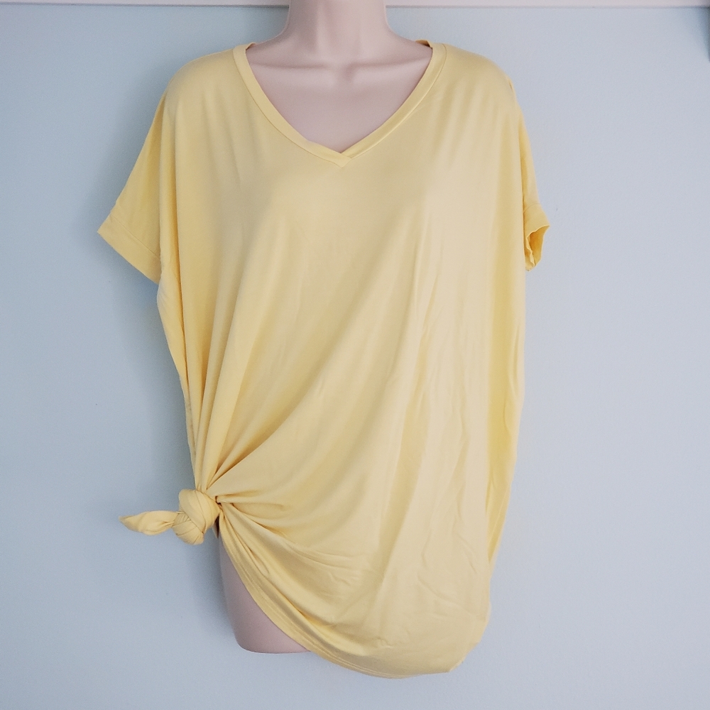 PIKO Green Earth Bamboo blend Oversize yellow top - Sz M